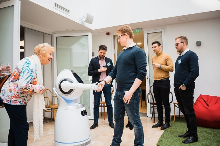 Robot.