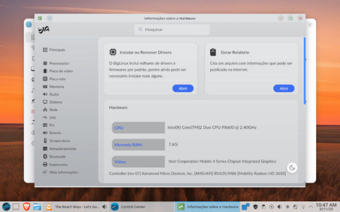 One of the downsides for this distro, if you don't speak that language, is that some menu items are in Portuguese.