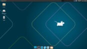 The CachyOS Xfce desktop shows clean lines.