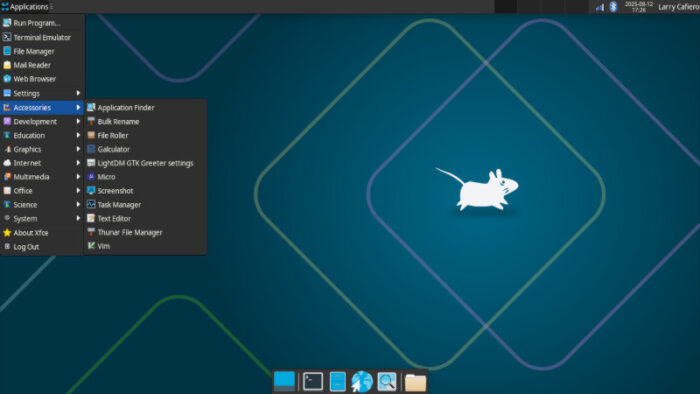 The menu on the Xfce version shows which software is available.