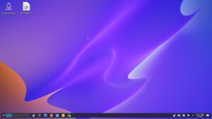 The Gnoppix KDE 25.10 desktop in all its KDE glory. The install icon remains post-install for some reason.