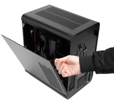 Theleo's magnetic side enclosure.